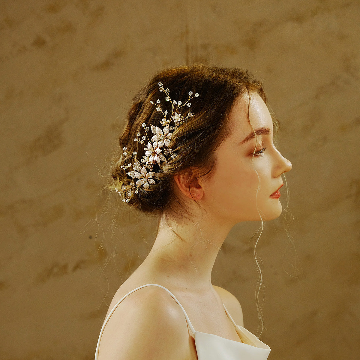 Miallo Gold Metal Flower With Rhinestones Leaves Crystal Floral Handmade Bridal Hair Clip Headpieces Hair Comb For Wedding HS-J6294