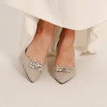 Load image into Gallery viewer, Miallo New Women Rhinestone Shoe Buckles Bridal Wedding Shoe Accessories Metal Inlaid Rhinestone Shoe Clips SC-J090S
