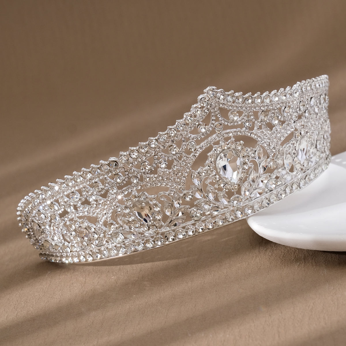 Miallo New Bridal Jewelry Exquisite Handmade Crystal Beaded Wedding Crown Dress Accessories Tiaras Wedding Supplies Holiday Gifts TS-J3212