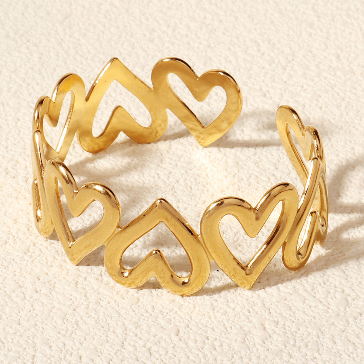 Miallo Fashion 18k Gold Plated Stainless Steel Bracelet Heart Pattern Women Hand Jewelry Cuff Bracelet Girls Accessories BS-J5561G