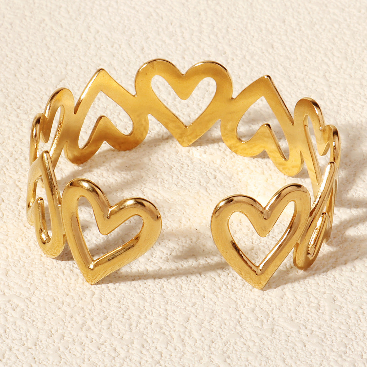 Miallo Fashion 18k Gold Plated Stainless Steel Bracelet Heart Pattern Women Hand Jewelry Cuff Bracelet Girls Accessories BS-J5561G