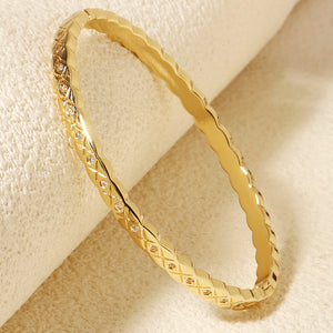 Miallo Light Luxury Versatile Fashion Quilted Pattern Bracelet Narrow Version Rhinestones Bracelet for Women BS-J5580