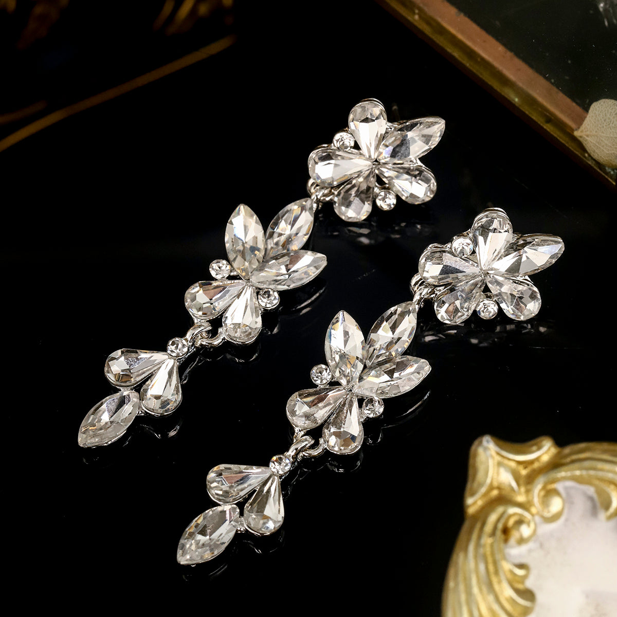 Miallo Fashion Simple Rhinestone Alloy Drop Earrings Bridal Ear Jewelry for Bride Wedding Party Banquet Accessories ERS-J4303S