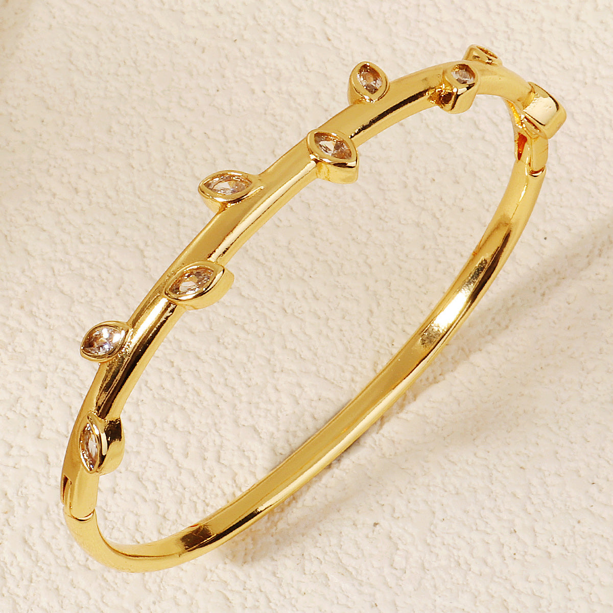 Miallo Minimalist Stylish Copper Inlaid With Cubic Zircon Bangle Shiny Wedding Bride Bracelet For Women BS-J5548G