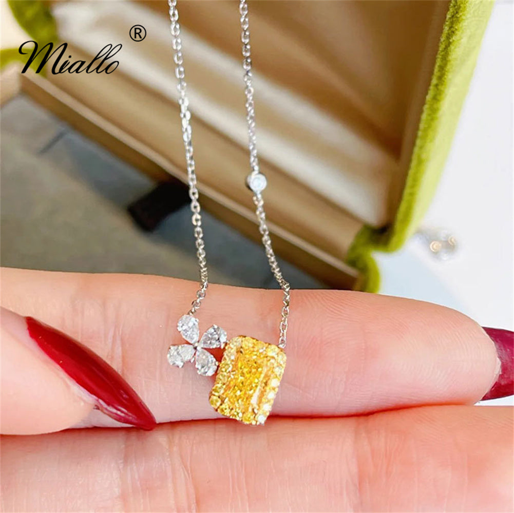 [miallo] Necklace N8 Yellow Cubic Zirconia Clover Necklace