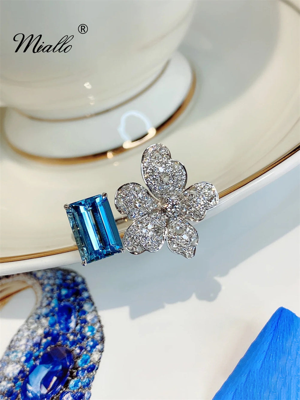 [miallo] Ring R170 Flower Blue Rhinestone Women Ring