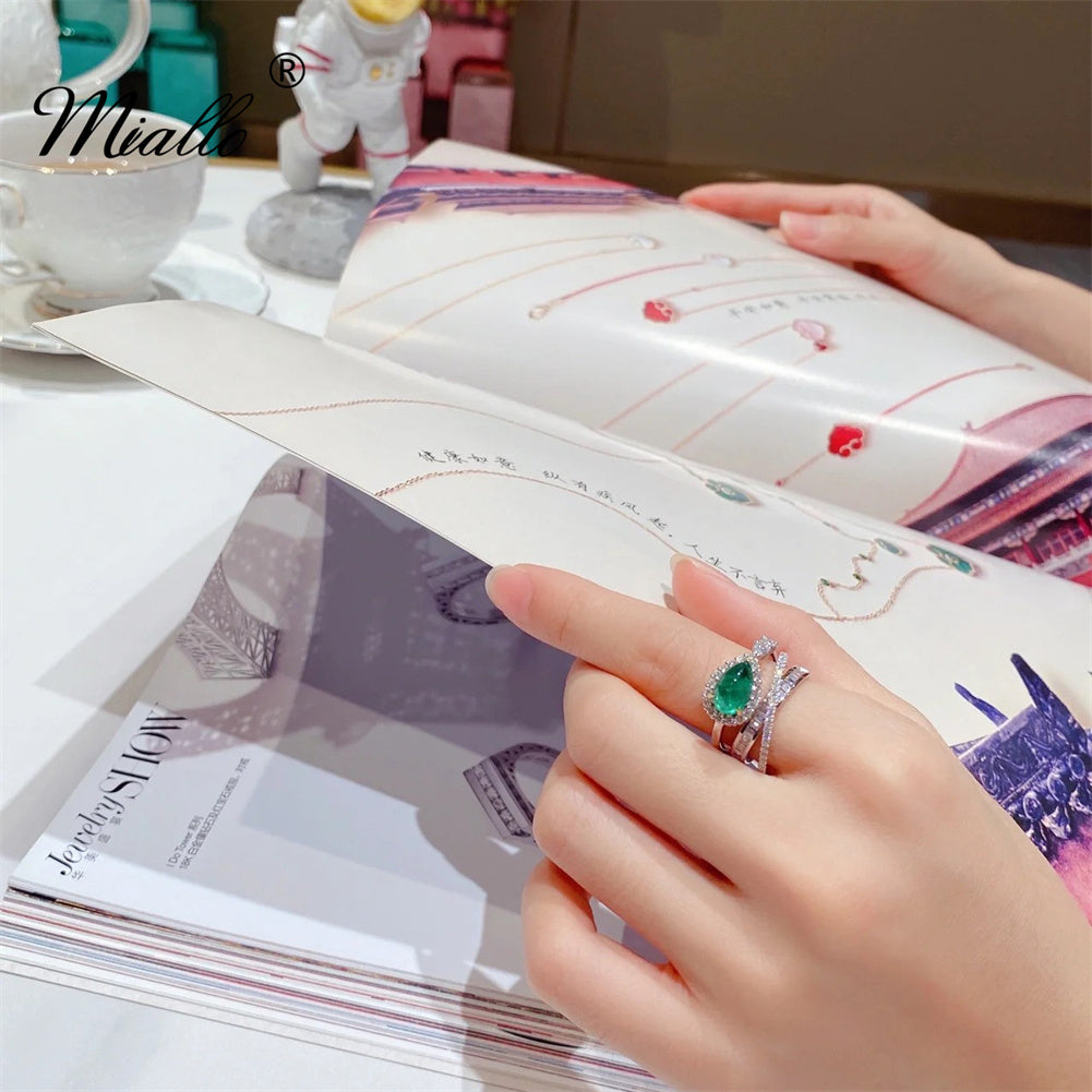 [miallo] Ring R30 Elegant Emerald Ring