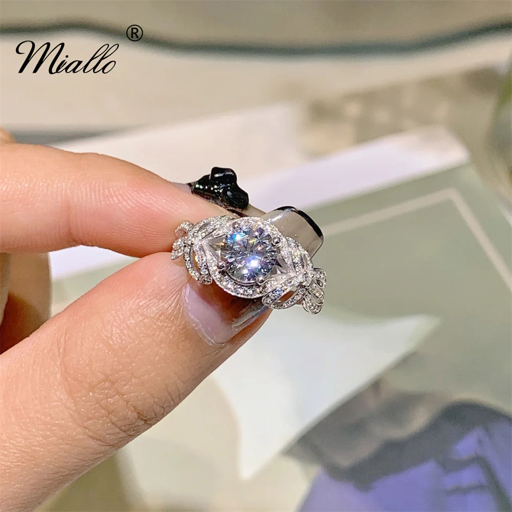 [miallo] Ring R20 Luxury CZ Stone Bow Ring
